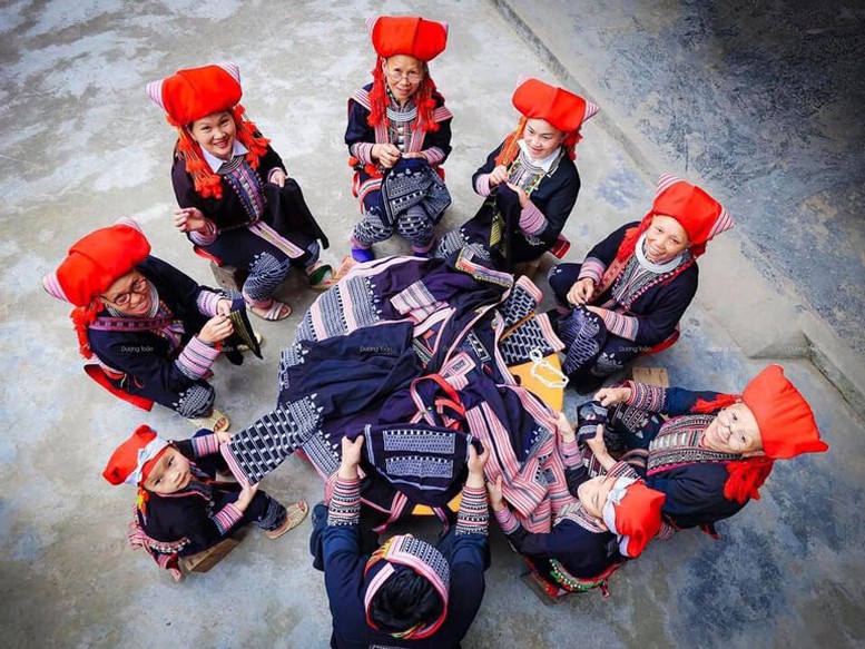‘Màu của Mế’-Trải nghiệm thú vị về thổ cẩm Lào Cai - Ảnh 1.