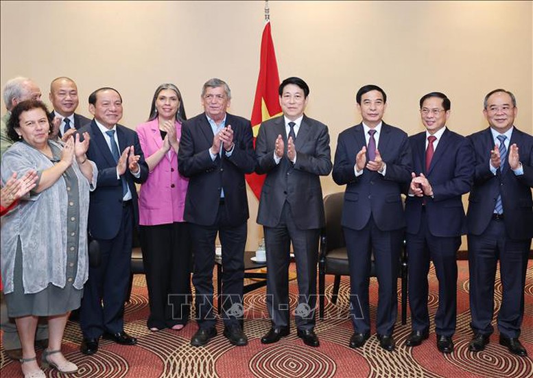 Hoạt động của Chủ tịch nước Lương Cường tại Chile- Ảnh 2.