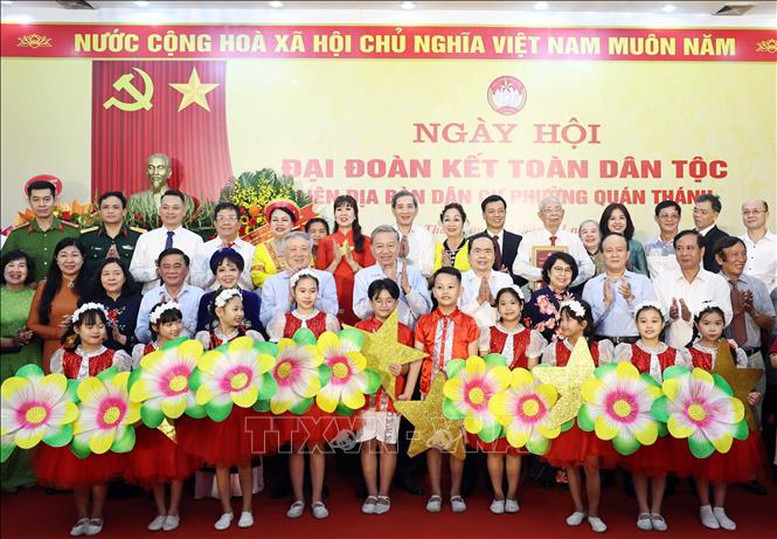 Tổng Bí thư Tô Lâm dự Ngày hội Đại đoàn kết toàn dân tộc tại phường Quán Thánh, Hà Nội