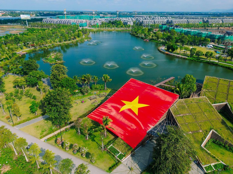 Nhà sáng lập Ecopark nhận cú đúp giải thưởng tại Việt Nam PropertyGuru 2024- Ảnh 4.