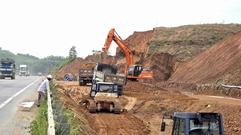 Khẩn trương rà soát các dự án giao thông tồn đọng, chậm tiến độ, dừng thi công- Ảnh 1.