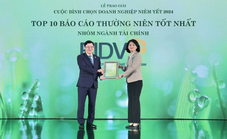 BIDV được vinh danh “Top 10 Báo cáo thường niên tốt nhất – Nhóm ngành tài chính”- Ảnh 1.