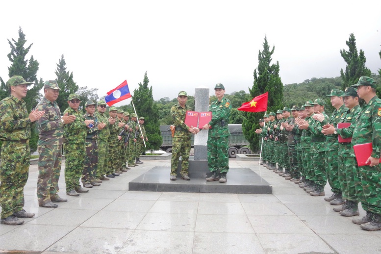 Tuần tra song phương biên giới Việt Nam-Lào- Ảnh 1.