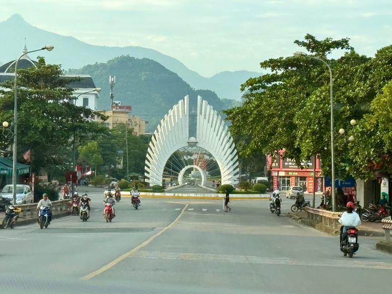 Hòa Bình: Những điểm nhấn ấn tượng trong tăng trưởng kinh tế-xã hội- Ảnh 2.