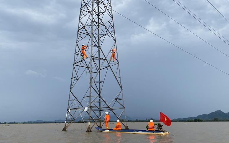 Bước tiến trong ứng dụng khoa học công nghệ quản lý, vận hành lưới điện truyền tải vùng sông nước