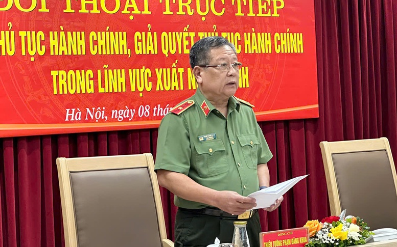 Ra mắt cổng thông tin cấp thị thực điện tử mới vào 11/11