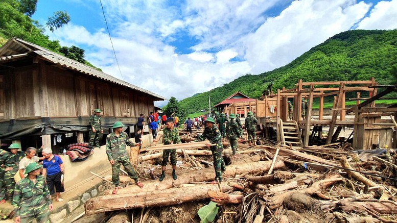 Giới thiệu hơn 300 hình ảnh, tài liệu về Quân đội anh hùng của dân tộc anh hùng- Ảnh 3.