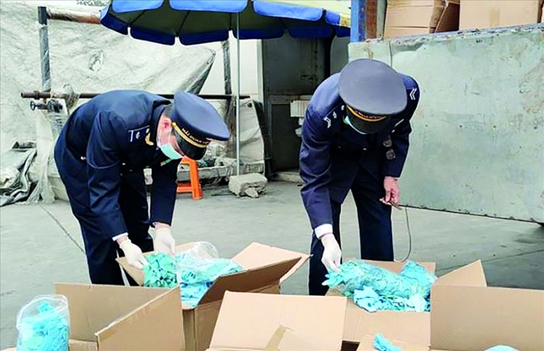 Ngành Hải quan tăng cường chống buôn lậu cao điểm Tết Ất Tỵ 2025- Ảnh 1.