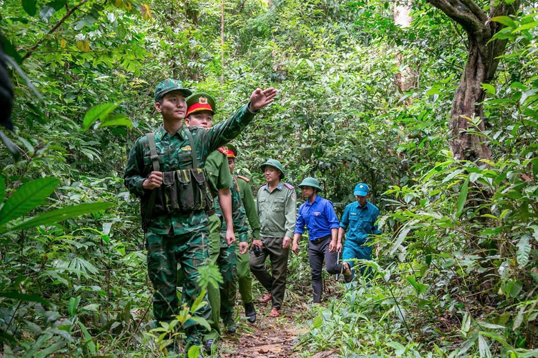 Tô thắm hình ảnh 'Bộ đội Cụ Hồ' nơi biên cương- Ảnh 1.