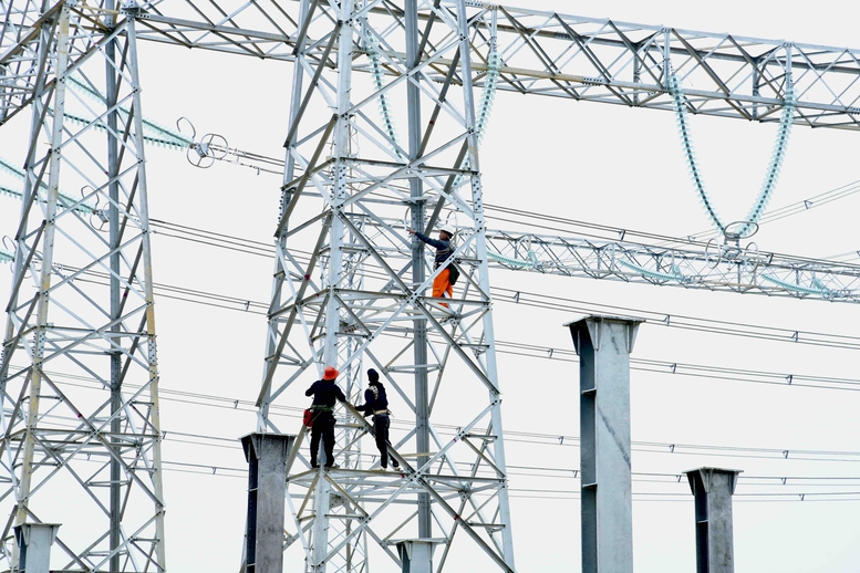 Đốc thúc tiến độ dự án trạm biến áp 500kV Vĩnh Yên bảo đảm điện cho miền Bắc- Ảnh 6.