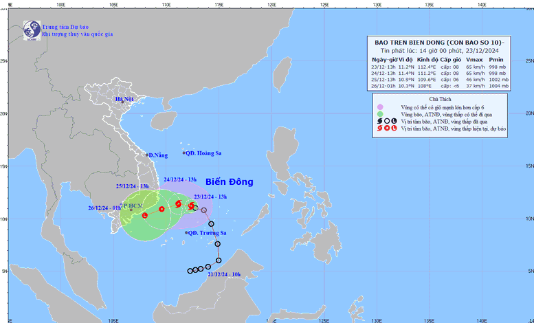 Bão số 10 hình thành trên biển Đông, miền Trung mưa rất lớn- Ảnh 1.