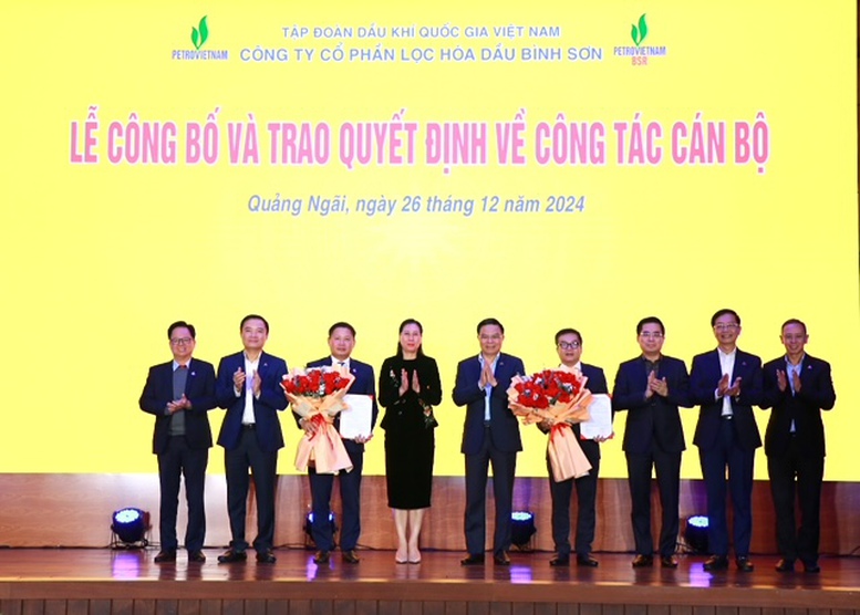 Công bố quyết định chuẩn y và bổ nhiệm cán bộ Công ty cổ phần Lọc hóa dầu Bình Sơn- Ảnh 1.