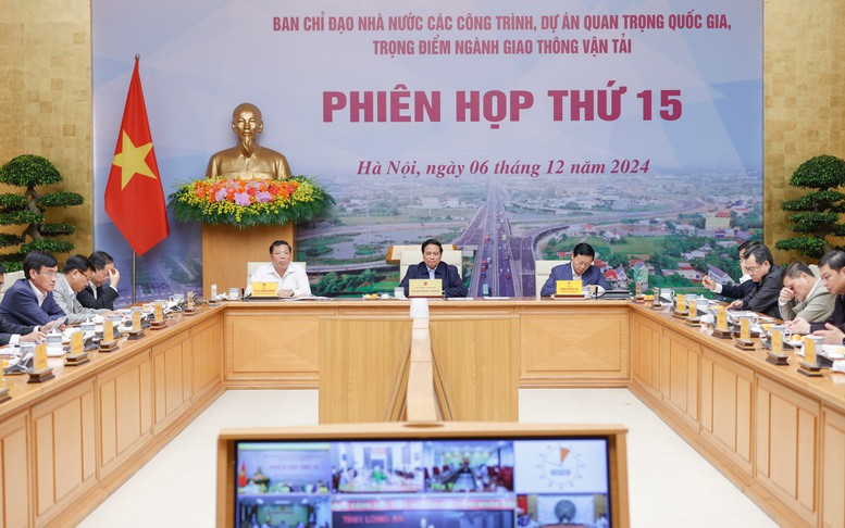 Thủ tướng chủ trì phiên họp 15 Ban Chỉ đạo các dự án GTVT trọng điểm