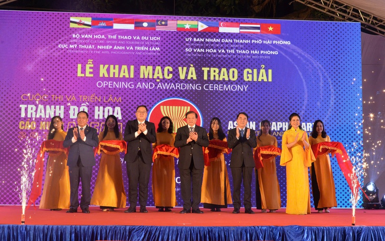 Trao giải thưởng Cuộc thi và Triển lãm Tranh Đồ họa các nước ASEAN 2024