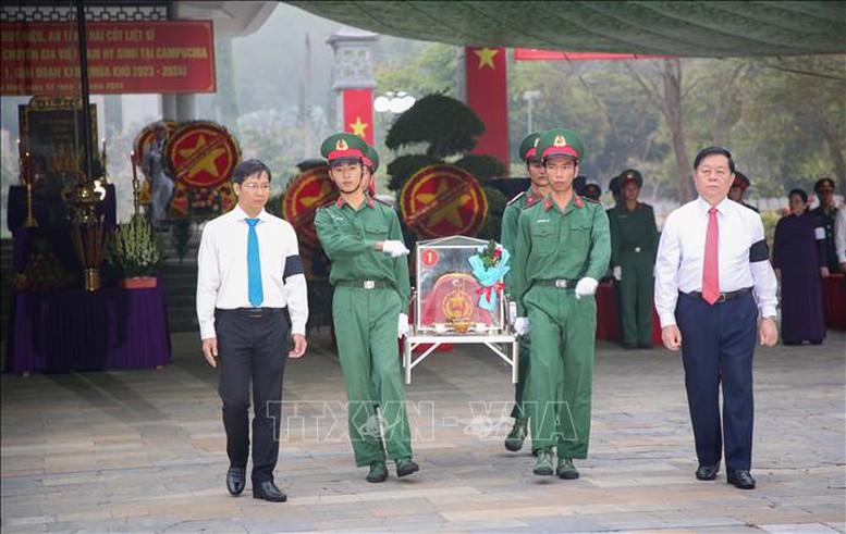 Lễ truy điệu, an táng 125 hài cốt liệt sĩ tại Tây Ninh