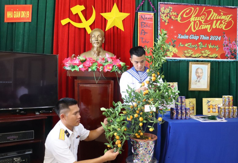 Đưa Tết đến nhà giàn DKI- Ảnh 7.