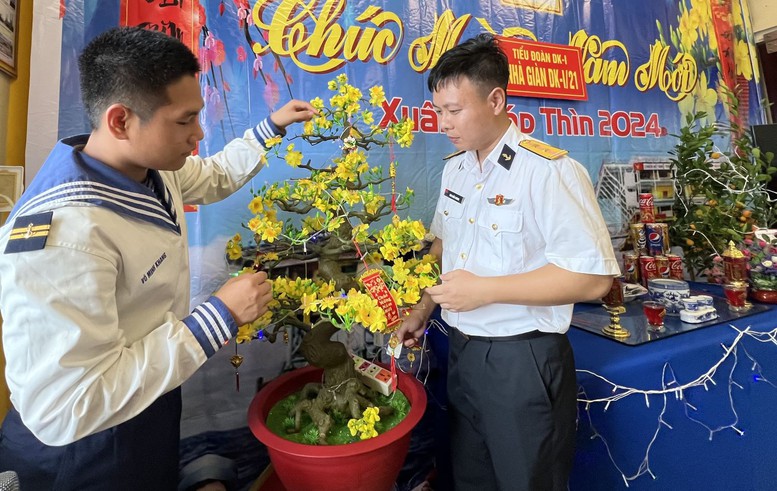 Đưa Tết đến nhà giàn DKI- Ảnh 8.
