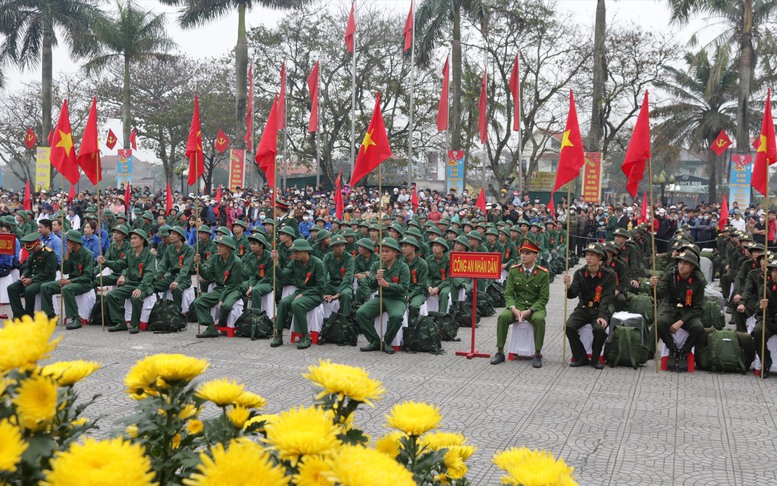 Hành trang nhập ngũ là trái tim tình nguyện và ngọn lửa rực cháy của tuổi trẻ