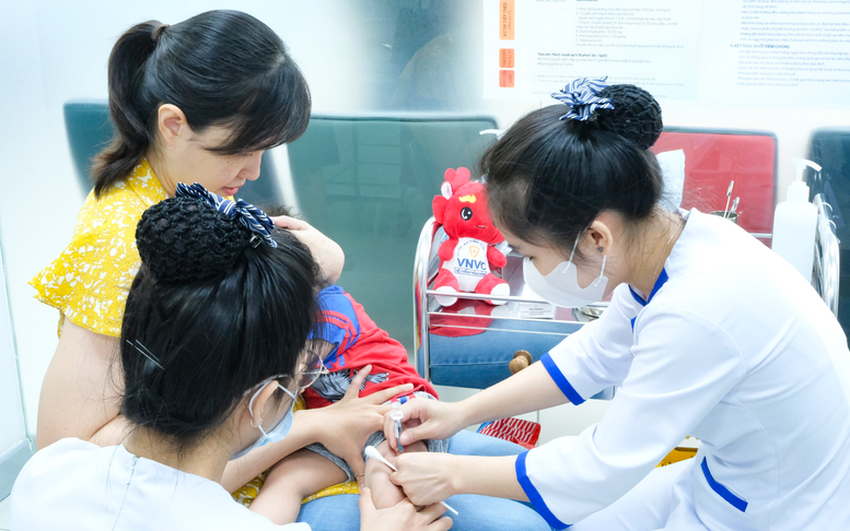 Triển khai tiêm vaccine thế hệ mới phòng viêm màng não mô cầu