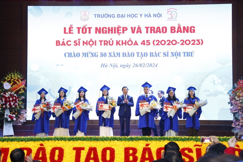 Trường Đại học Y Hà Nội cần 'may áo mới'- Ảnh 4.