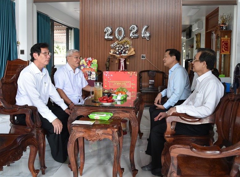 Phó Thủ tướng Lê Minh Khái thăm, tặng quà Tết tại An Giang- Ảnh 9.