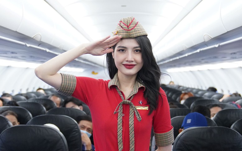 Cùng Vietjet bay ra thế giới với người phụ nữ yêu thương