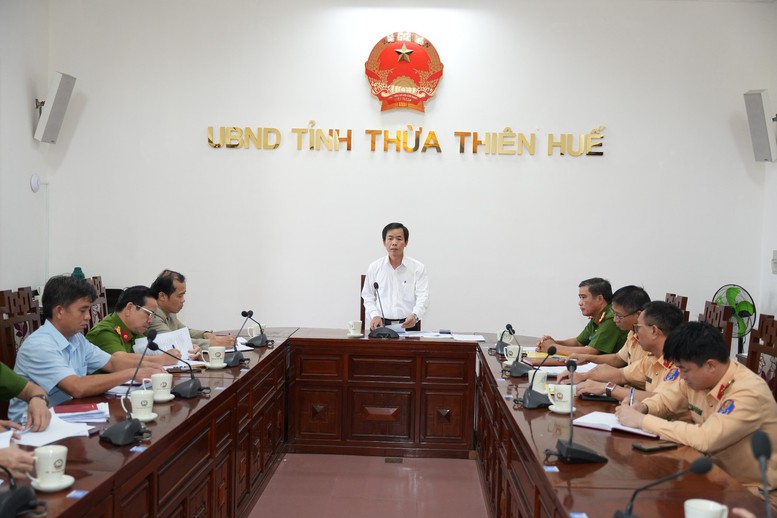 Khẩn trương khắc phục tồn tại, bất cập trên tuyến cao tốc Cam Lộ-La Sơn- Ảnh 1.