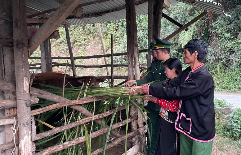 Xây dựng 'lũy thép biên phòng nhân dân' vững chắc- Ảnh 3.