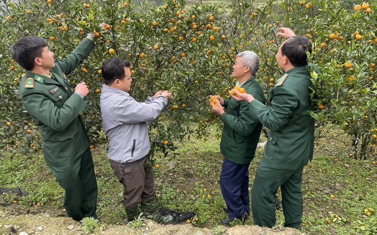 Xây dựng 'lũy thép biên phòng nhân dân' vững chắc