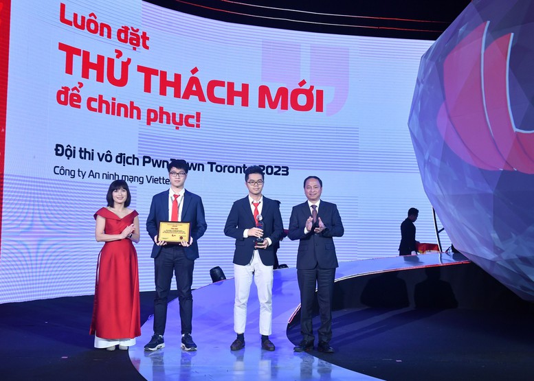 Tôn vinh những 'ngôi sao Viettel' 2023- Ảnh 1.