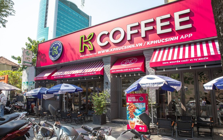 K COFFEE Phúc Sinh 'phủ hồng' hệ thống cửa hàng