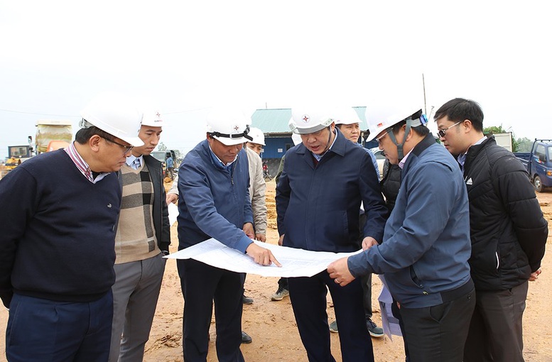 Nỗ lực cao nhất đưa dự án TBA 500kV Thanh Hóa hoàn thành trong tháng 6/2024- Ảnh 1.