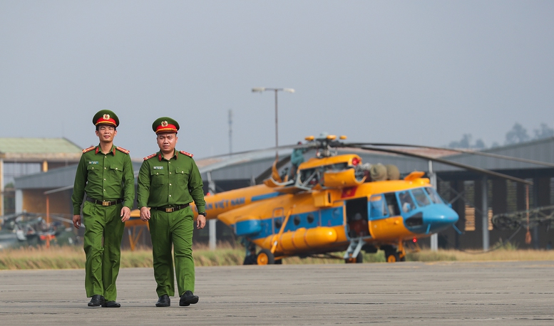 Tạo cơ sở pháp lý để Không quân Công an nhân dân thực hiện nhiệm vụ bảo đảm an ninh, trật tự- Ảnh 1.