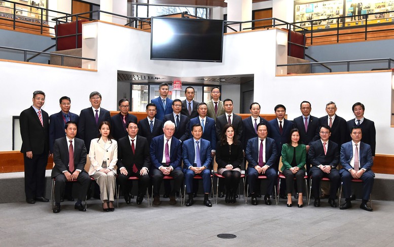 Giáo sư, chuyên gia Đại học Harvard đánh giá cao công tác hoạch định, xây dựng chính sách của Việt Nam- Ảnh 3.