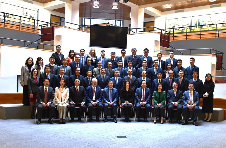 Giáo sư, chuyên gia Đại học Harvard đánh giá cao công tác hoạch định, xây dựng chính sách của Việt Nam- Ảnh 4.