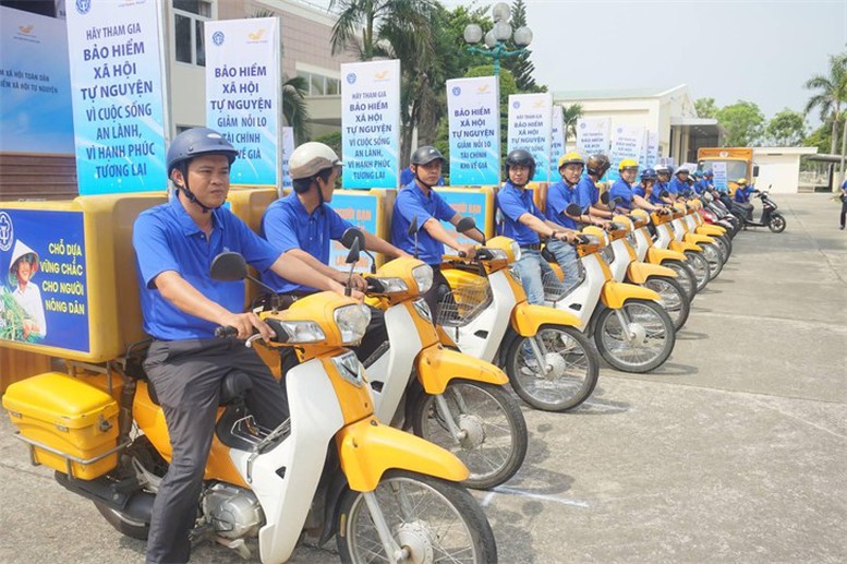 Gần 17,4 triệu người tham gia bảo hiểm xã hội- Ảnh 1.