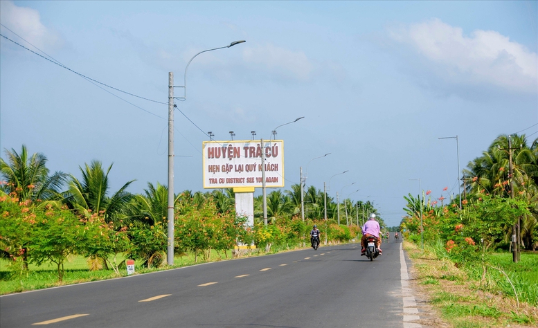 Công nhận huyện Trà Cú (Trà Vinh) đạt chuẩn nông thôn mới- Ảnh 1.