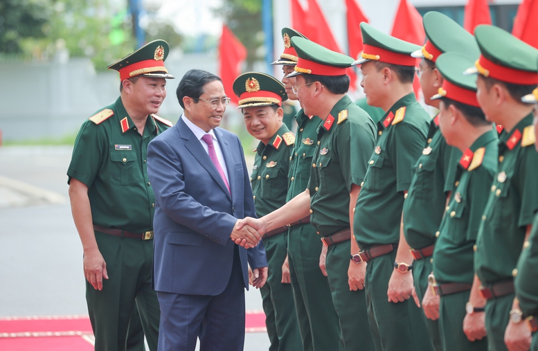 Thủ tướng: Phát huy truyền thống Bộ đội Trường Sơn anh hùng, thực hiện '3 tiên phong' trong thời kỳ mới- Ảnh 1.