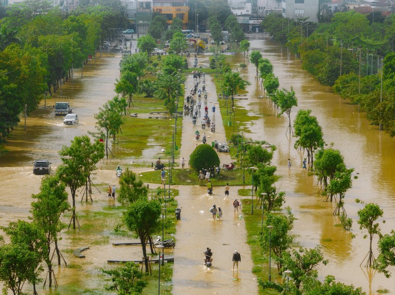 Thừa Thiên Huế có thể gặp tình huống mưa lũ, bão đặc biệt lớn như năm 2020- Ảnh 3.