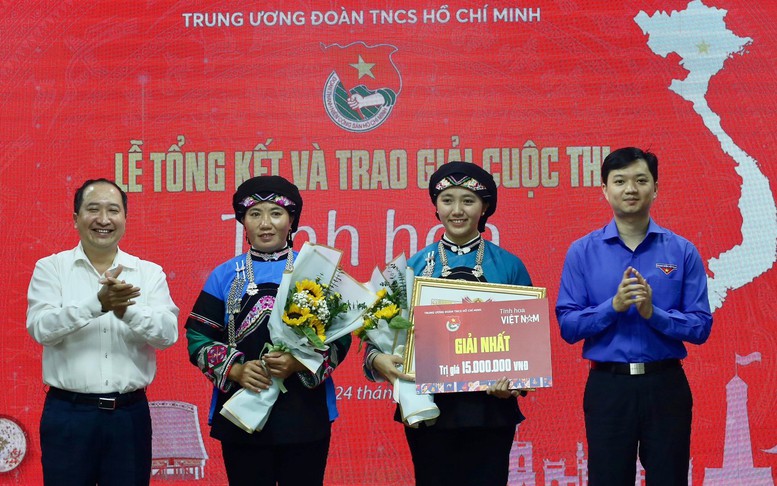 Thí sinh dân tộc Bố Y giành giải Nhất 'Tinh hoa Việt Nam'