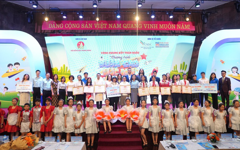 23.720 thiếu nhi cả nước chia sẻ mơ ước tới hành trình 'Vươn cao ước mơ'