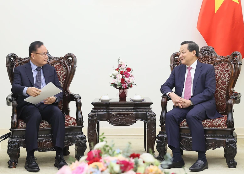 Phó Thủ tướng Lê Minh Khái tiếp Bộ trưởng Bộ Tài chính Lào- Ảnh 2.