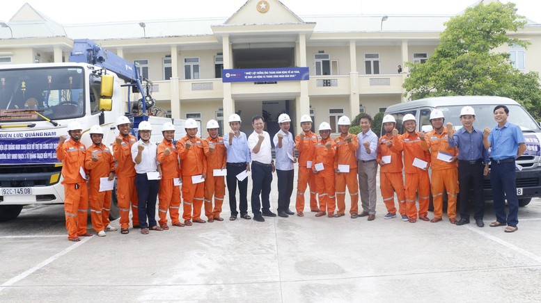 EVNCPC huy động 200 kỹ sư, công nhân hỗ trợ dự án đường dây 500kV mạch 3 Quảng Trạch-Phố Nối- Ảnh 3.