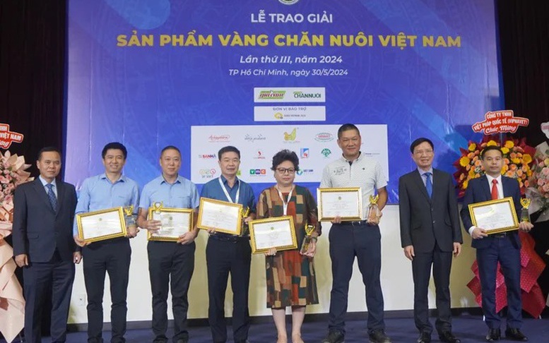 Tôn vinh các sản phẩm Vàng chăn nuôi Việt Nam 2024