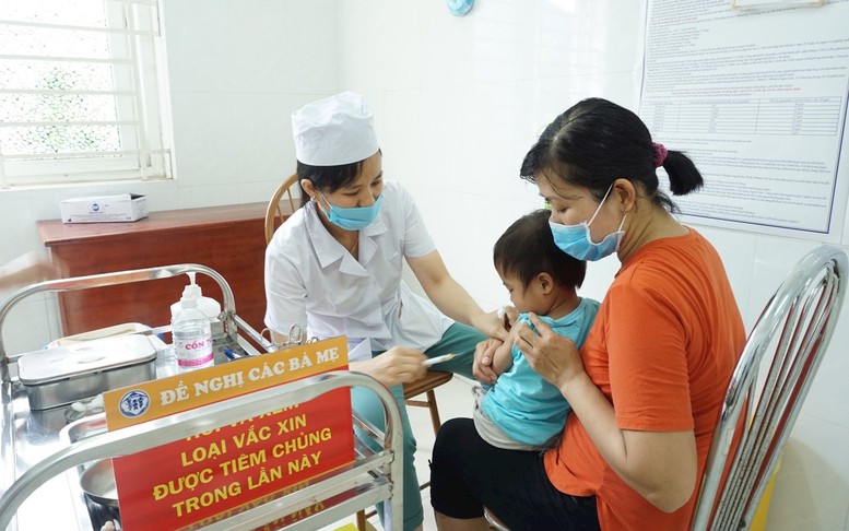 Sẽ sửa quy định tiêm vaccine trong tiêm chủng mở rộng