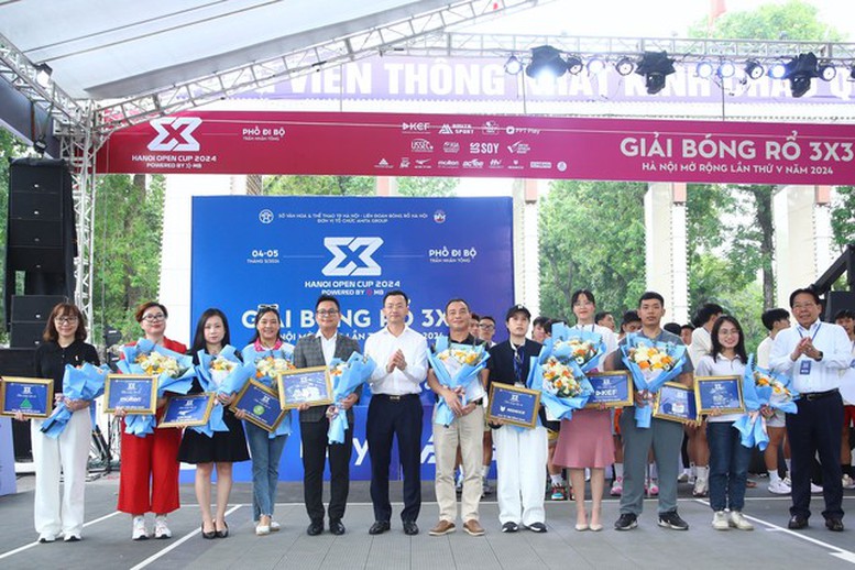 Tranh tài bóng rổ, bùng nổ cảm xúc tại giải 3x3 Hanoi Open Cup 2024- Ảnh 1.