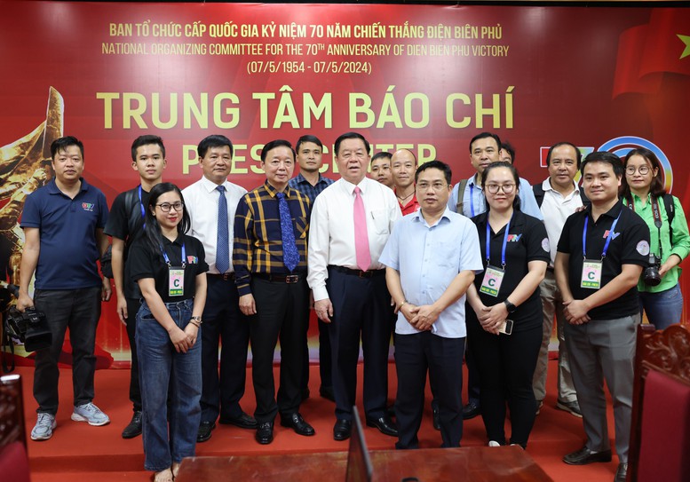 Khai trương Trung tâm Báo chí Kỷ niệm 70 năm Chiến thắng Điện Biên Phủ- Ảnh 3.