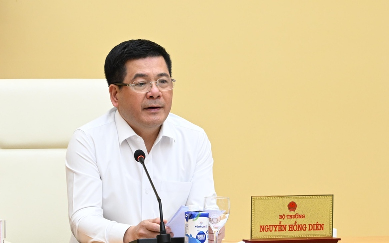 Không thương mại hóa điện mặt trời mái nhà