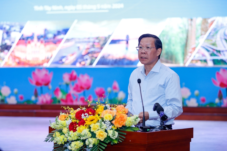 Thủ tướng: 5 cụm từ khóa để Đông Nam Bộ tiếp tục phát huy vai trò “Thành đồng Tổ quốc”- Ảnh 7.