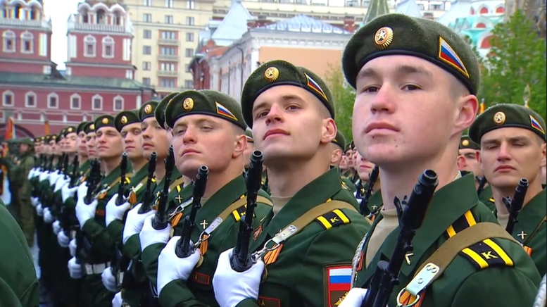 VIDEO: Khoảnh khắc ấn tượng Nga duyệt binh kỷ niệm Ngày Chiến thắng phát xít- Ảnh 5.